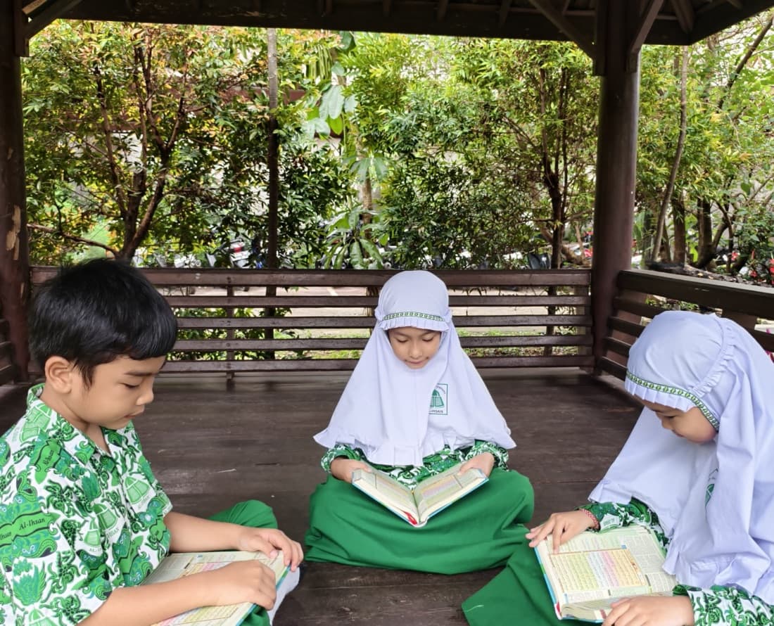 Kegiatan siswa SDIT Al Ihsan
