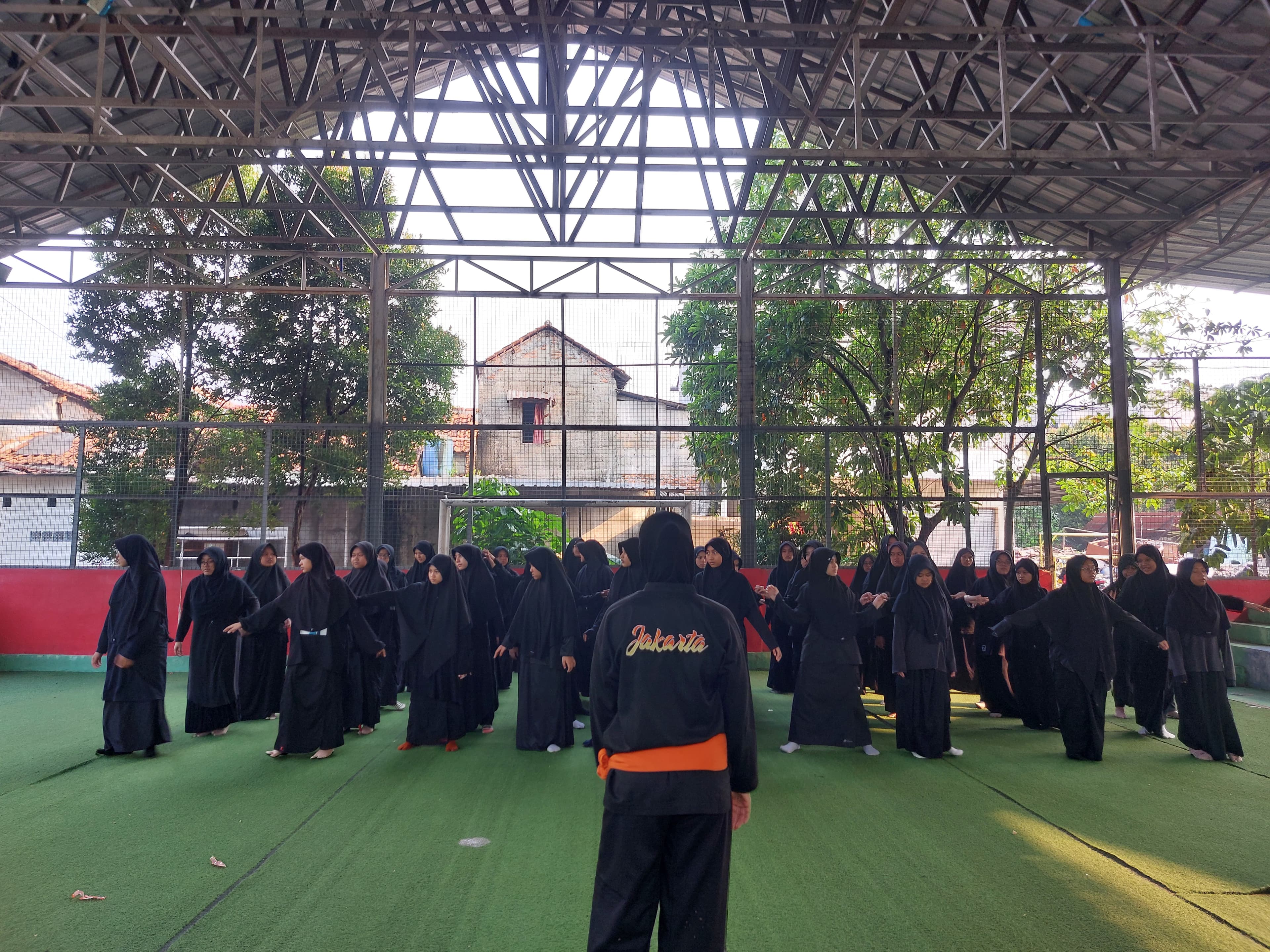 Kepemimpinan & Kemandirian
